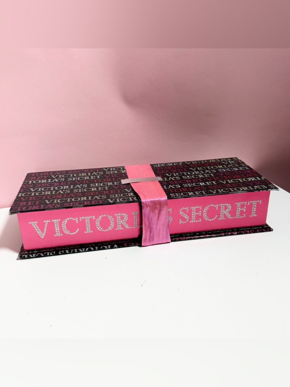 Vintage y2k mcbling Victorias secret Empty gift box display
